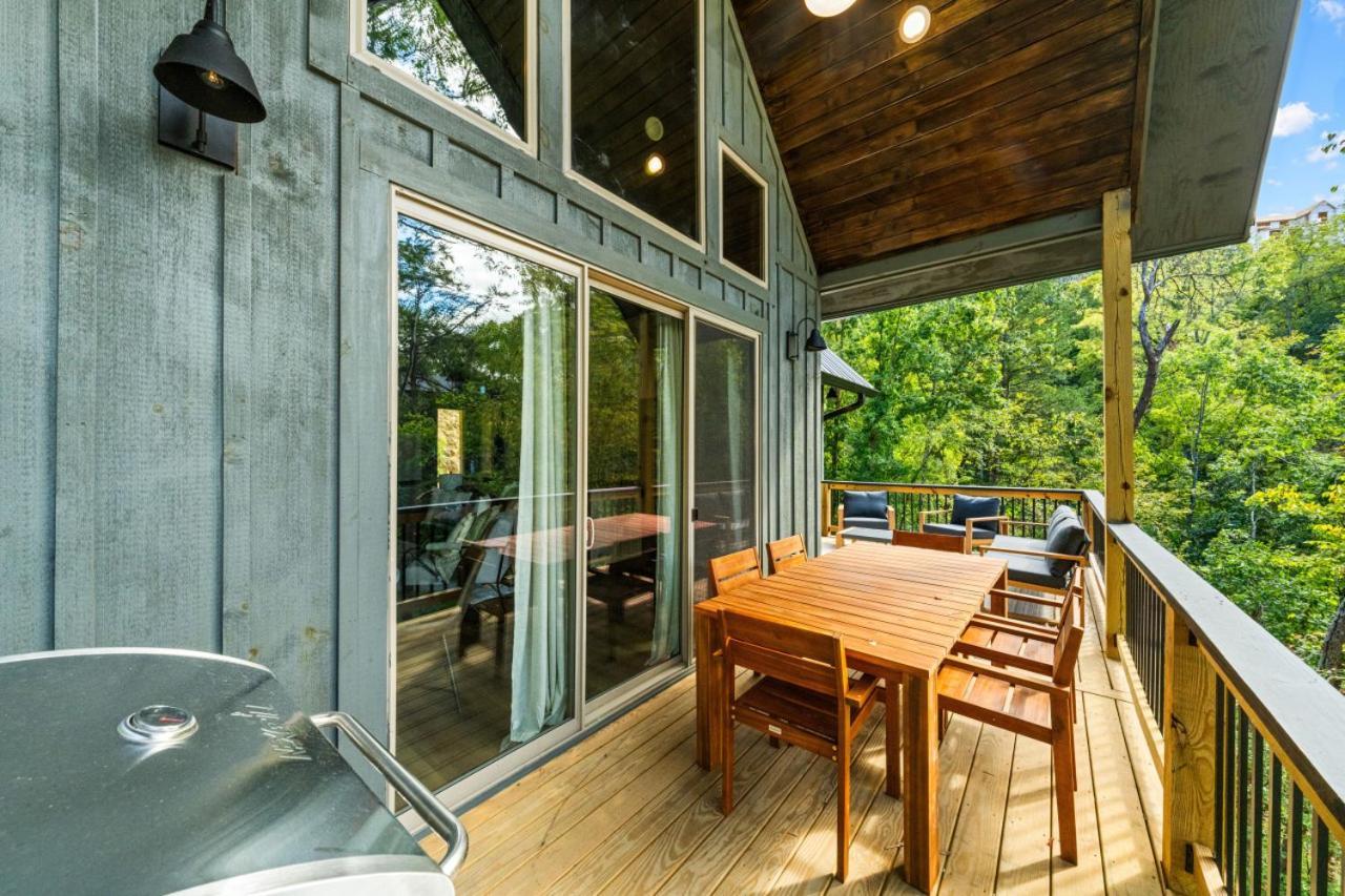 Cozy Cove Retreat W Lake View Hot Tub Firepit Дэндридж Экстерьер фото