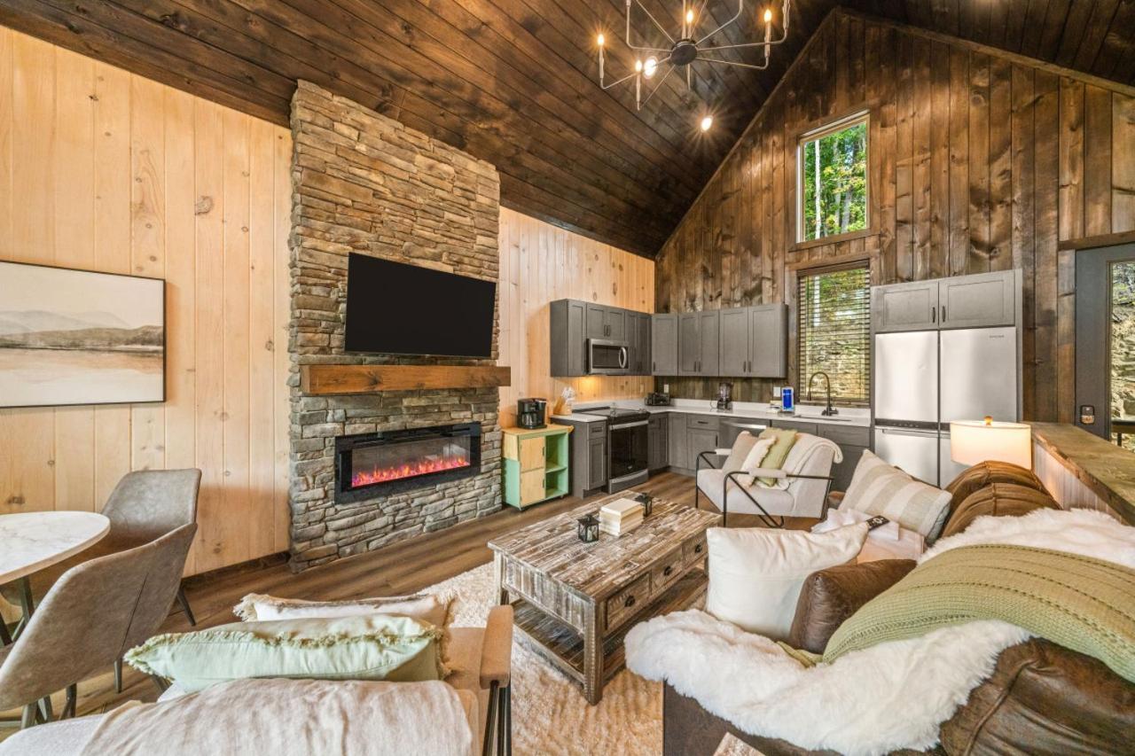 Cozy Cove Retreat W Lake View Hot Tub Firepit Дэндридж Экстерьер фото