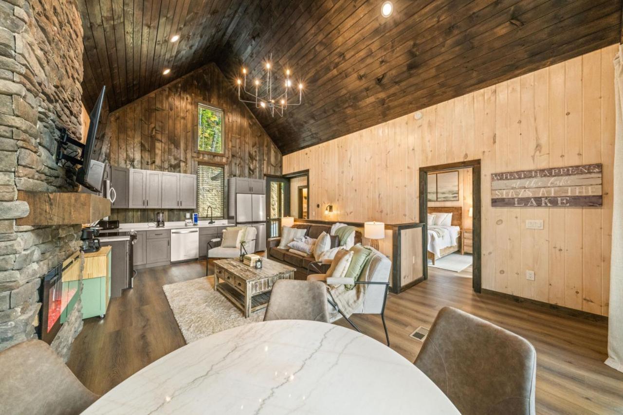 Cozy Cove Retreat W Lake View Hot Tub Firepit Дэндридж Экстерьер фото