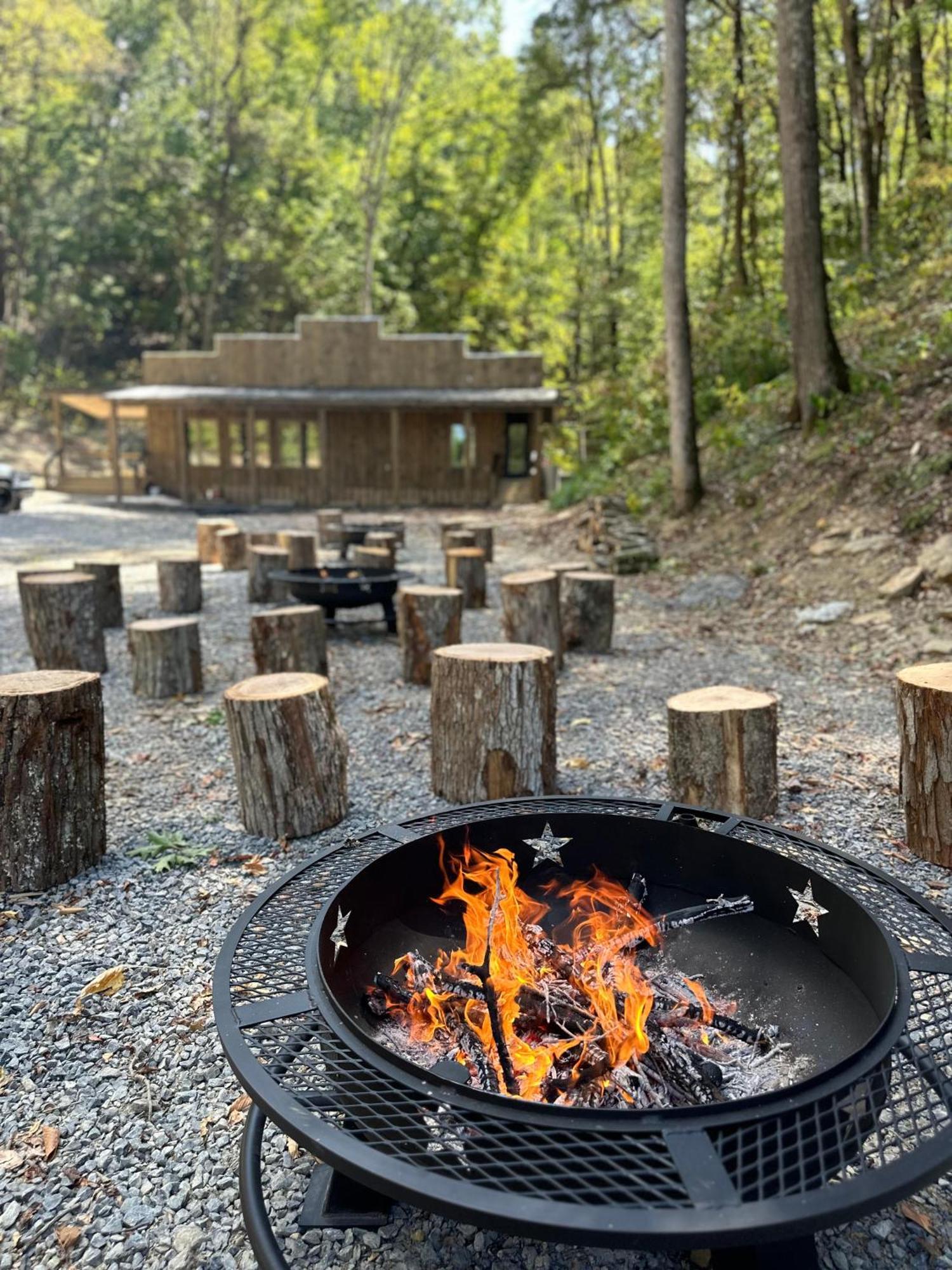 Cozy Cove Retreat W Lake View Hot Tub Firepit Дэндридж Экстерьер фото